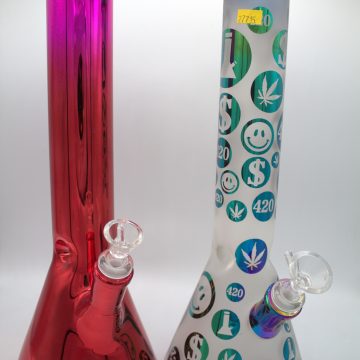 GLASS WATER BEAKER DESIGNER